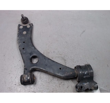 TRIANGLE INFERIEUR AVANT DROIT FORD FOCUS 2008-