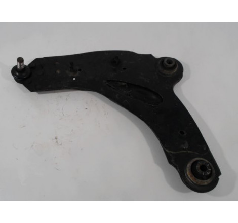 TRIANGLE INFERIEUR AVANT GAUCHE RENAULT TRAFIC COMBI L2H1 1200KG 2003-