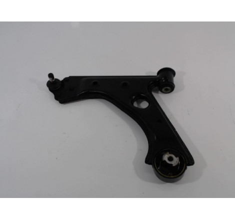 TRIANGLE INFERIEUR AVANT GAUCHE FIAT GRANDE PUNTO 2005-