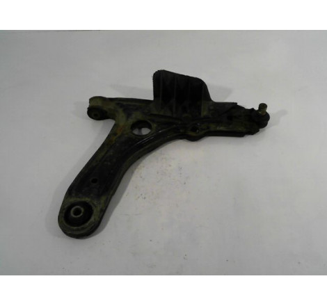 TRIANGLE INFERIEUR AVANT DROIT VOLKSWAGEN GOLF III 92-97