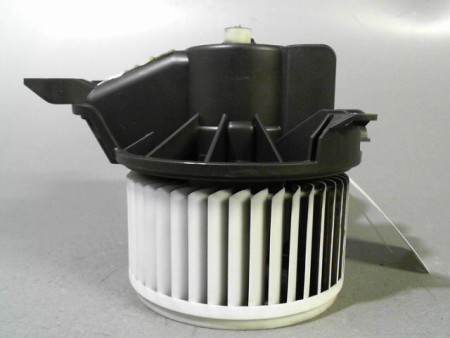 MOTEUR VENTILATEUR CHAUFFAGE OPEL CORSA