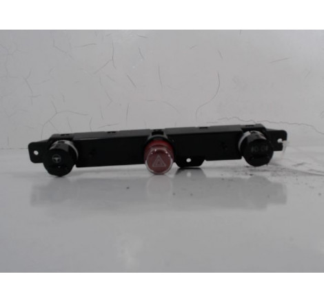 BOUTON DE WARNING FIAT 500 2007-