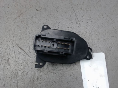 COMMANDE ECLAIRAGE FORD FOCUS 98-04