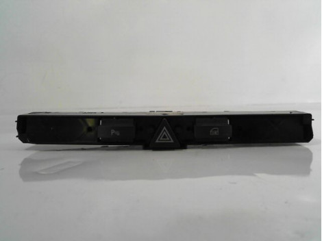 BOUTON DE WARNING OPEL ASTRA 2004-