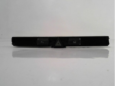 BOUTON DE WARNING OPEL ASTRA 2004-