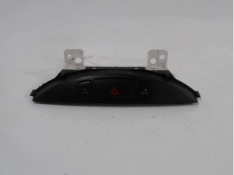 BOUTON DE WARNING MAZDA MX5 2001-