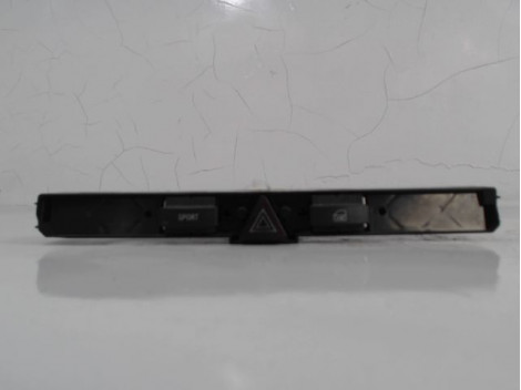 BOUTON DE WARNING OPEL ZAFIRA 2005-