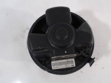 MOTEUR VENTILATEUR CHAUFFAGE TOYOTA AYGO