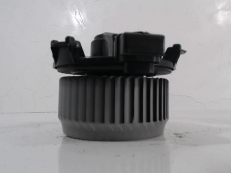 MOTEUR VENTILATEUR CHAUFFAGE TOYOTA YARIS II 2010-