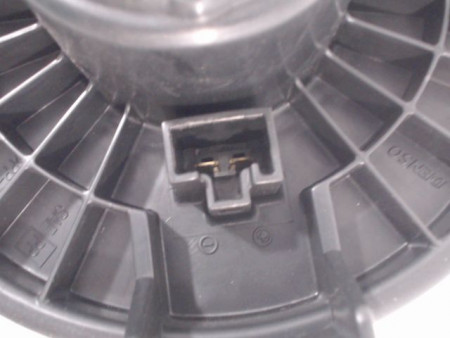 MOTEUR VENTILATEUR CHAUFFAGE TOYOTA YARIS II 2010-