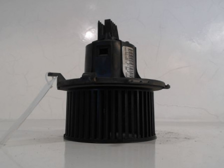 MOTEUR VENTILATEUR CHAUFFAGE OPEL ZAFIRA 2005-