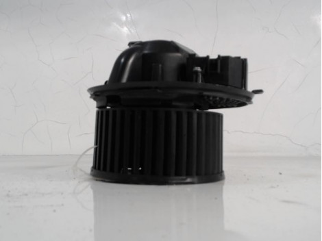 MOTEUR VENTILATEUR CHAUFFAGE VOLKSWAGEN TOURAN 07-