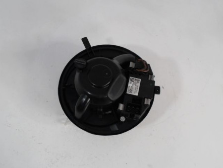 MOTEUR VENTILATEUR CHAUFFAGE VOLKSWAGEN TOURAN 07-