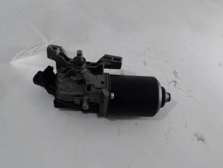 MOTEUR ESSUIE-GLACE AVANT TOYOTA AVENSIS 2003-