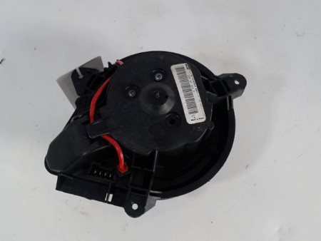 MOTEUR VENTILATEUR CHAUFFAGE PEUGEOT 106 96-2003