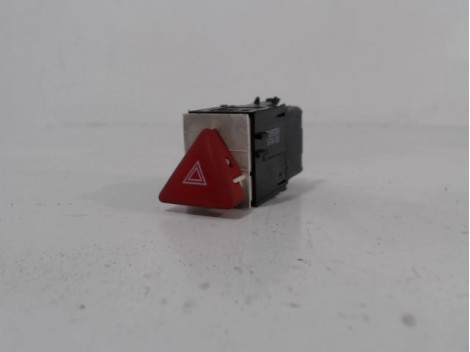 BOUTON DE WARNING VOLKSWAGEN PASSAT 2005-