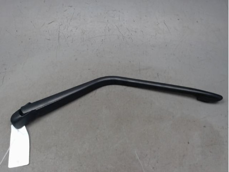 BRAS ESSUIE-GLACE ARRIERE RENAULT LAGUNA 98-2000