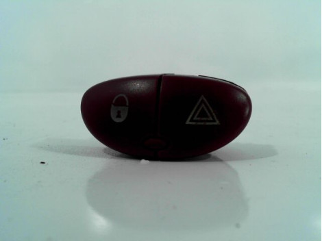 BOUTON DE WARNING PEUGEOT 206 5P