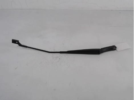 BRAS ESSUIE-GLACE AVANT DROIT SEAT IBIZA 2006-