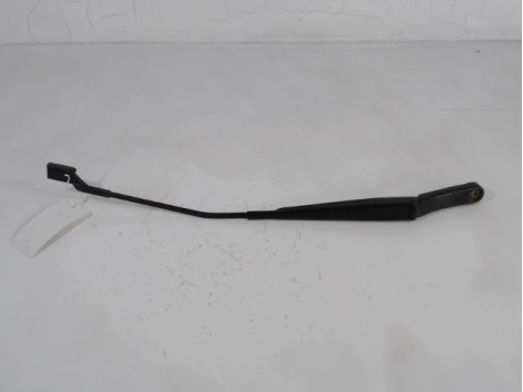 BRAS ESSUIE-GLACE AVANT DROIT SEAT IBIZA 91-93