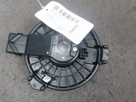 MOTEUR VENTILATEUR CHAUFFAGE TOYOTA YARIS 2005-