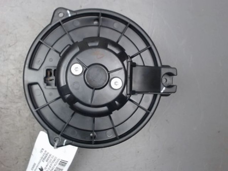 MOTEUR VENTILATEUR CHAUFFAGE TOYOTA COROLLA 2004-