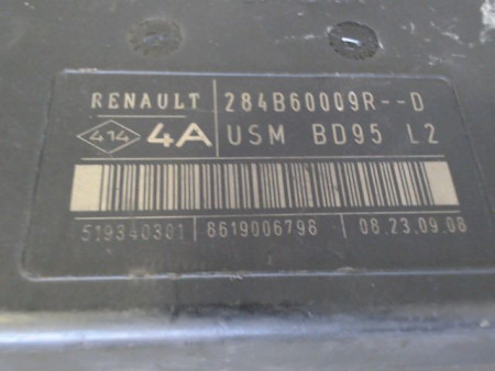 BOITE A FUSIBLES RENAULT MEGANE III 2008-