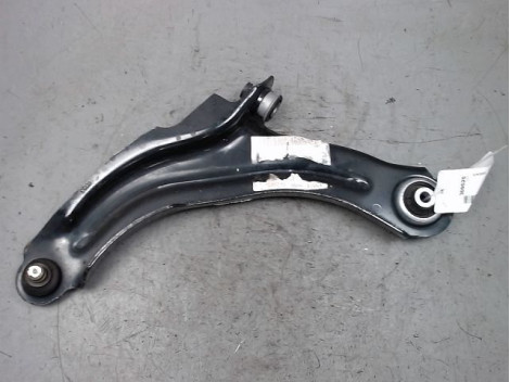 TRIANGLE INFERIEUR AVANT GAUCHE RENAULT CLIO IV 2012-