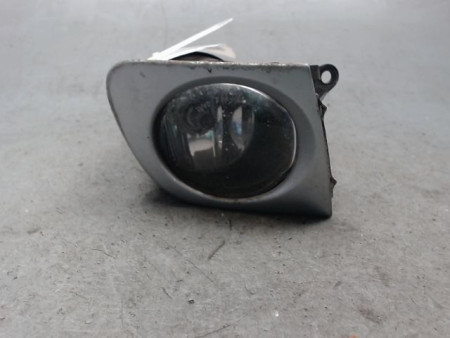 PHARE ANTIBROUILLARD AVANT DROIT AUDI A4 AVANT 99-2001