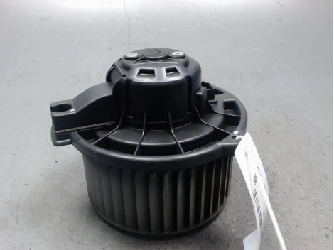 MOTEUR VENTILATEUR CHAUFFAGE TOYOTA AVENSIS 2003-