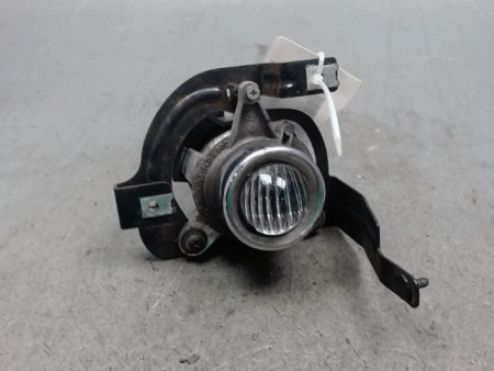 PHARE ANTIBROUILLARD AVANT GAUCHE ALFA ROMEO 147 5P