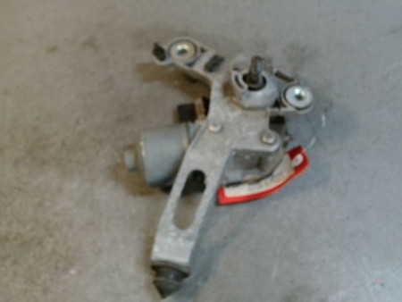 MOTEUR ESSUIE-GLACE ARRIERE FORD FOCUS