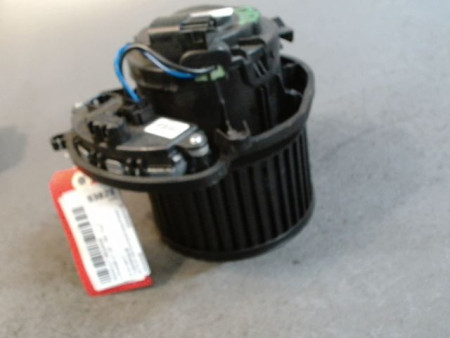 MOTEUR VENTILATEUR CHAUFFAGE RENAULT MEGANE 4 PHASE 2 1.8I - 16V TU