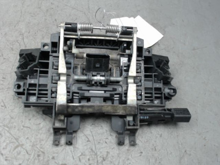 POIGNEE EXTERIEURE PORTE ARRIERE GAUCHE AUDI A8