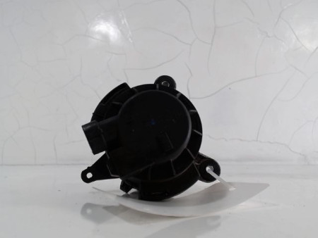 PHARE ANTIBROUILLARD AVANT GAUCHE FIAT 500 2007-