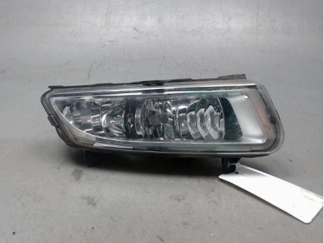 PHARE ANTIBROUILLARD AVANT DROIT VOLKSWAGEN POLO 2009-