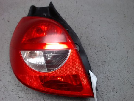 FEU ARRIERE GAUCHE  RENAULT CLIO III 2005-