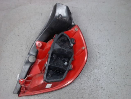 FEU ARRIERE GAUCHE  RENAULT CLIO III 2005-