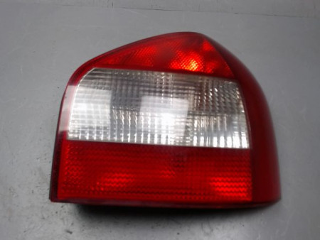 FEU ARRIERE DROIT AUDI A3 2000-2003