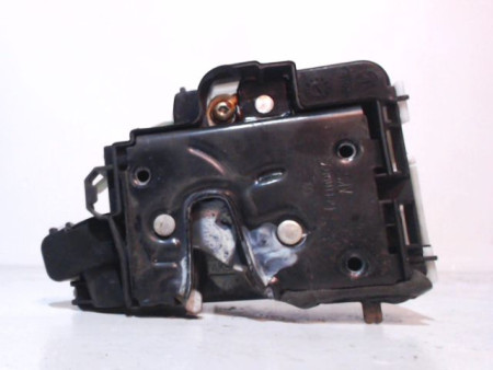 SERRURE PORTE ARRIERE DROIT VOLKSWAGEN POLO 99-2001