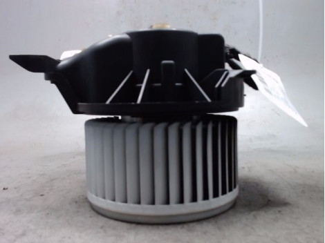 MOTEUR VENTILATEUR CHAUFFAGE OPEL CORSA 06-09