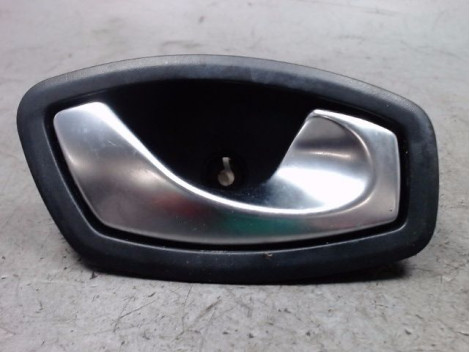 POIGNEE INTERIEURE PORTE ARRIERE DROIT RENAULT MEGANE III 2008-