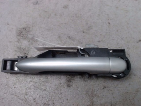 POIGNEE EXTERIEURE PORTE ARRIERE DROIT RENAULT CLIO III 2009-