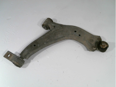 TRIANGLE INFERIEUR AVANT DROIT CITROEN BERLINGO FGT -2002