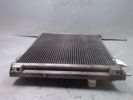 RADIATEUR / CONDENSEUR CLIM RENAULT CLIO II PH.2 01-06