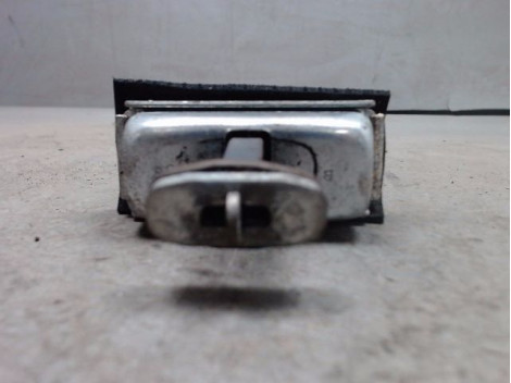 TIRANT PORTE AVANT GAUCHE FORD FOCUS 04-07