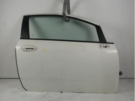 PORTE AVANT DROIT FIAT GRANDE PUNTO 2005-