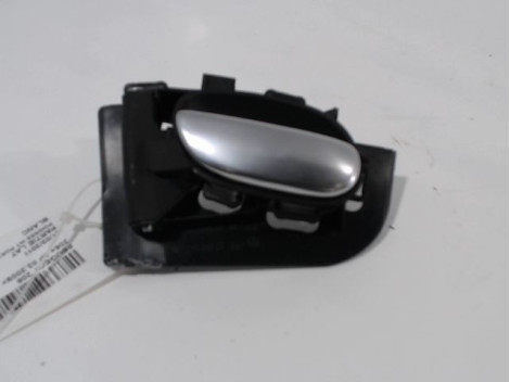 POIGNEE INTERIEURE PORTE ARRIERE GAUCHE PEUGEOT 206+ 2009-