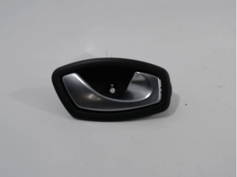 POIGNEE INTERIEURE PORTE ARRIERE DROIT RENAULT MEGANE III 2008-