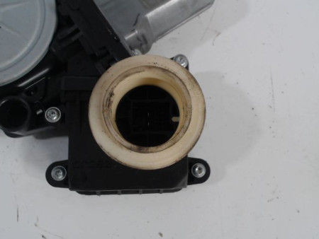 MECANISME+MOTEUR LEVE-GLACE AVANT GAUCHE TOYOTA YARIS II 2010-